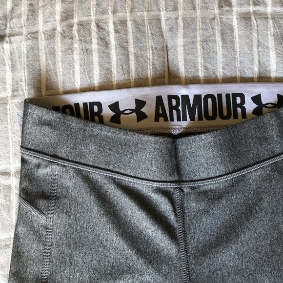 Gray under armour pants - Picture 2 of 5